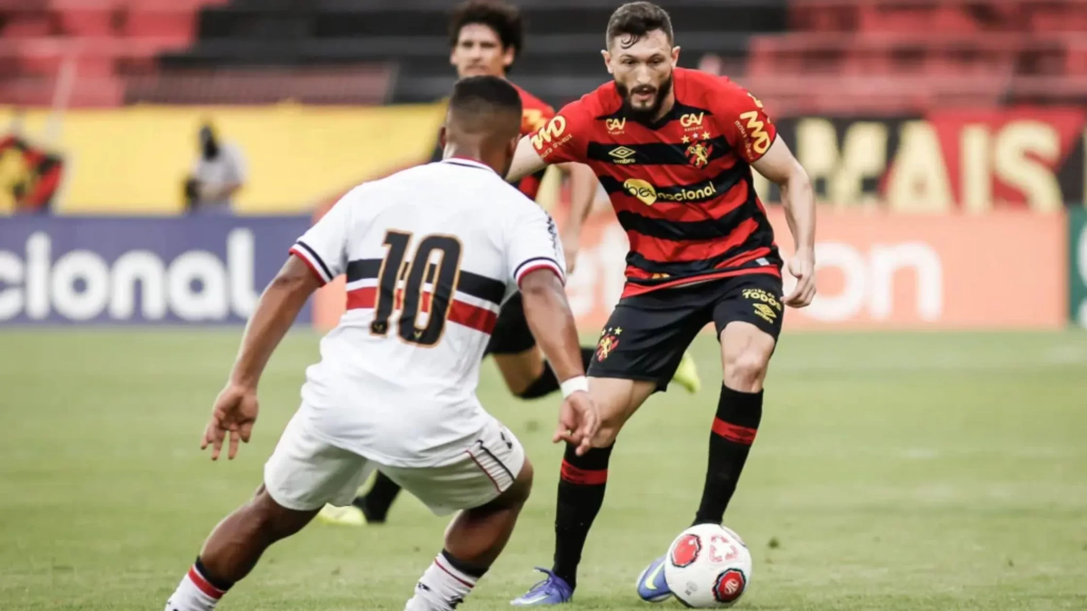 Assistir Santa Cruz x Sport: O Clássico das Multidões e a Semifinal Decisiva do Pernambucano 2025