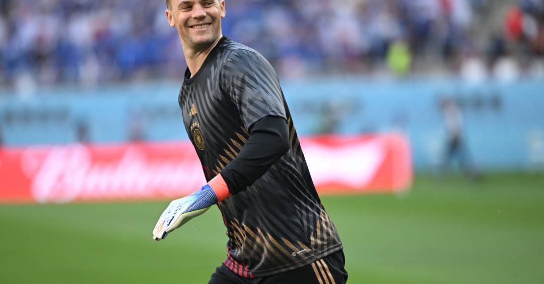 Goleiro Manuel Neuer, ícone alemão, retorna à seleção para a Copa do Mundo 2026 após dois anos de ausência.