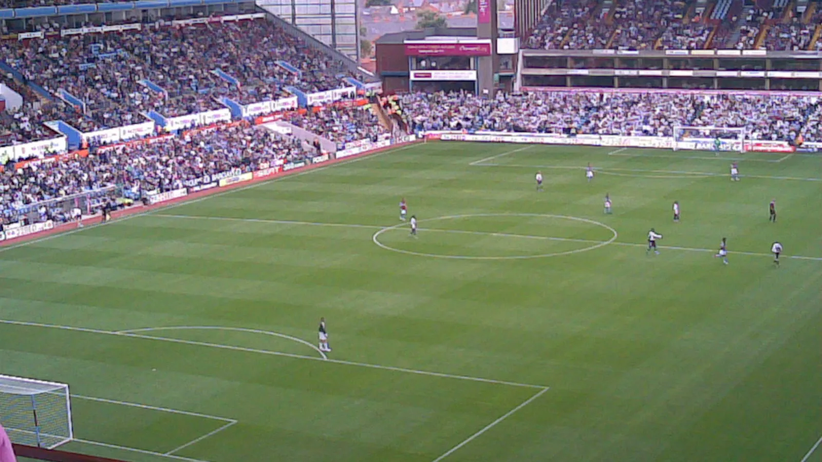 Villa Park, em Birmingham, palco de Aston Villa x Viking