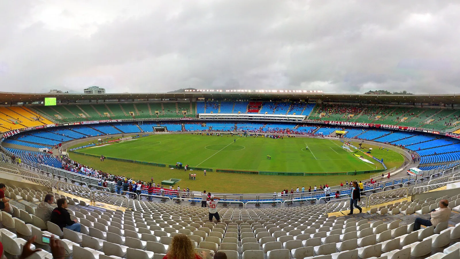 Vista panorâmica do interior do Estádio do Maracanã, no Rio de Janeiro